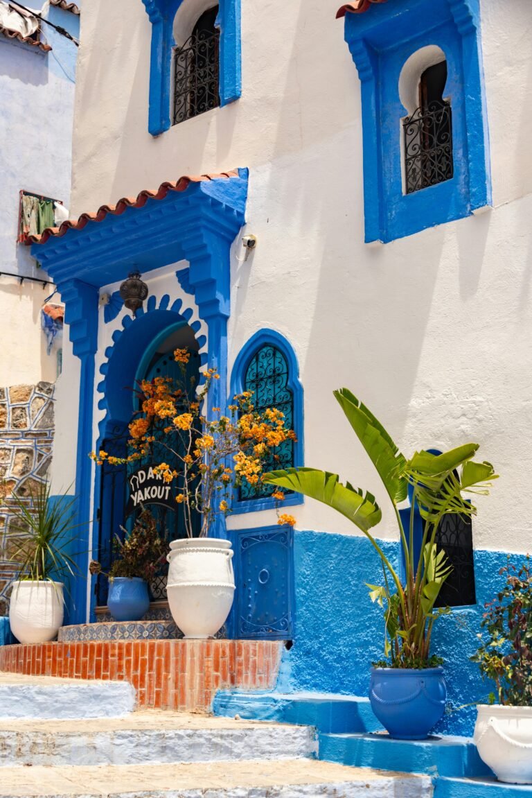 Tours de Varios Días por Marruecos Morocco landscape featured on the 9-day Morocco Highlights private tour covering the desert, imperial cities, and Chefchaouen